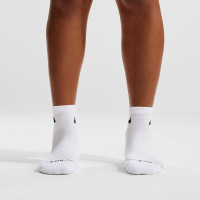 Nike Everyday Elevated Ankle Socks (3 Pairs) Multi-Color - Blanc - Chaussettes Nike Everyday Elevated Ankle Socks (3 Pairs) Multi-Color - Blanc - Chaussettes